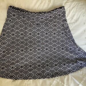 Soybu skirt classic black and white sport reef flirt skirt mock wrap small